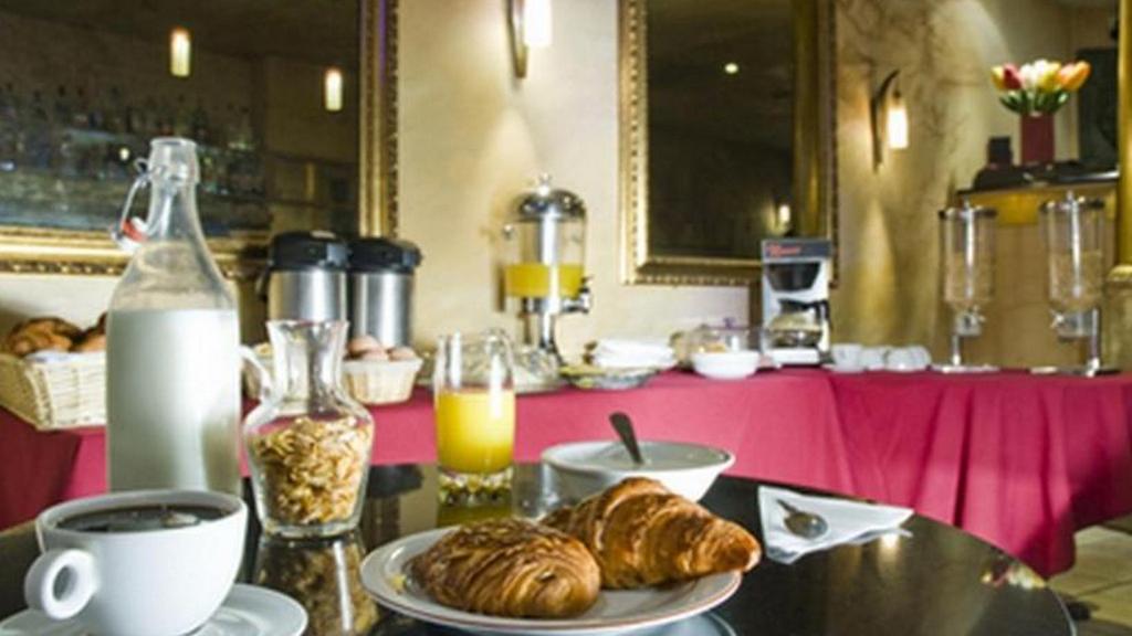 Hotel Grand Hotel Du Calvados, Frankreich, Paris. Großes 2