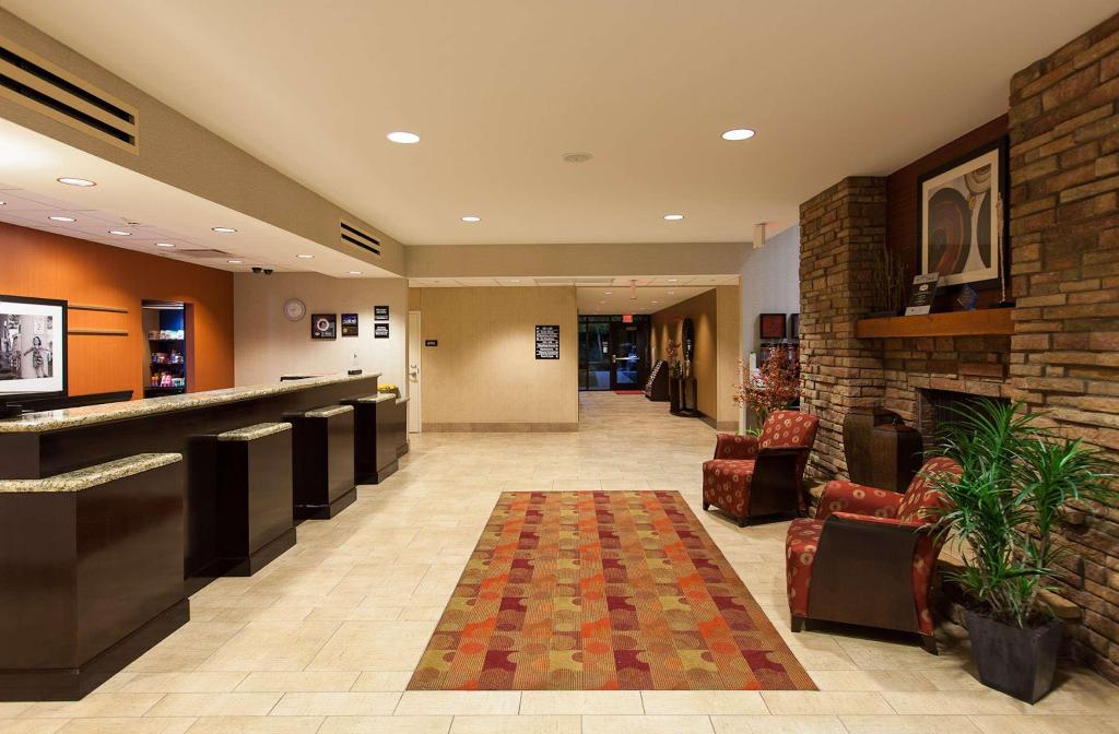 Hampton Inn and Suites Chandler/Fashion Center