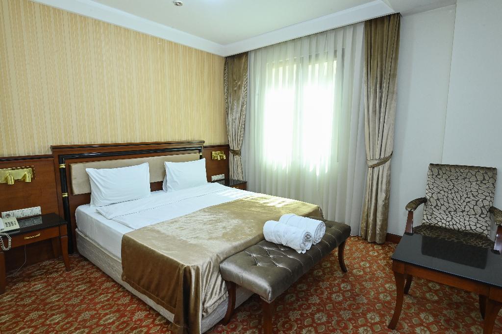 Atropat Old City Hotel