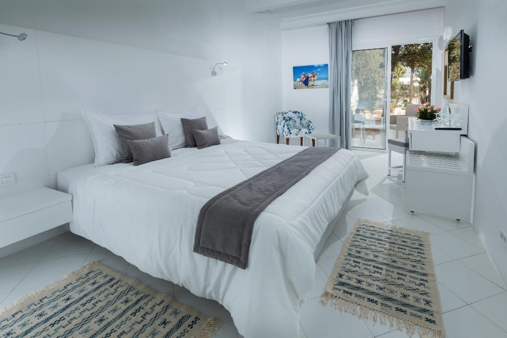 Hari Club beach resort