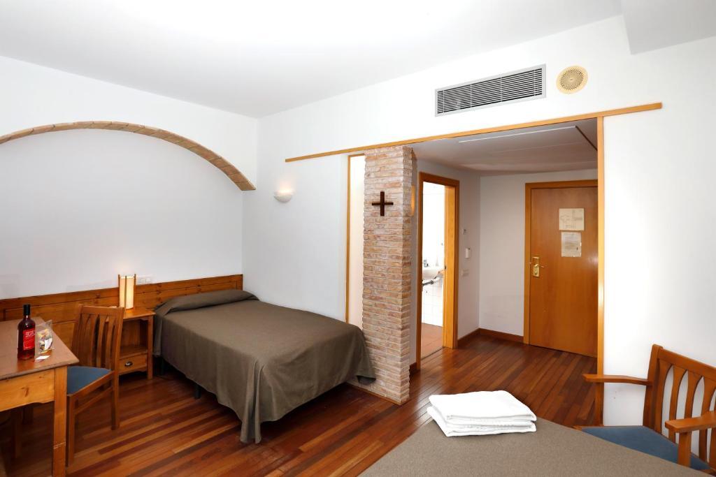 Monestir de les Avellanes Meeting and Ecoresort