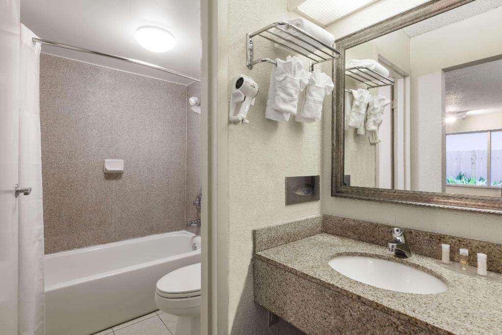 Days Inn By Wyndham Kenner/New Orleans Airport Sou