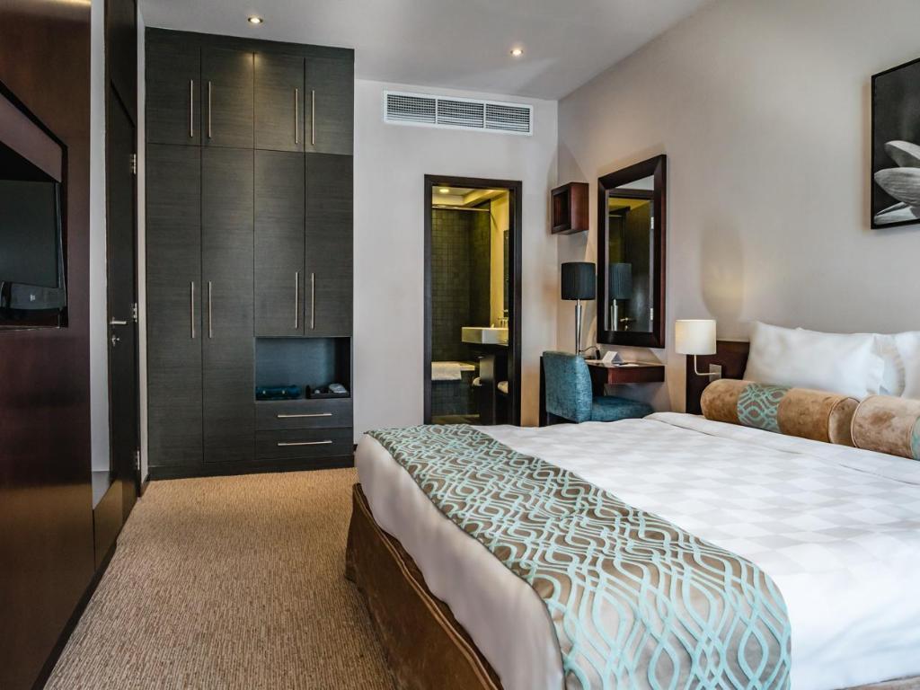 hotel-thumb