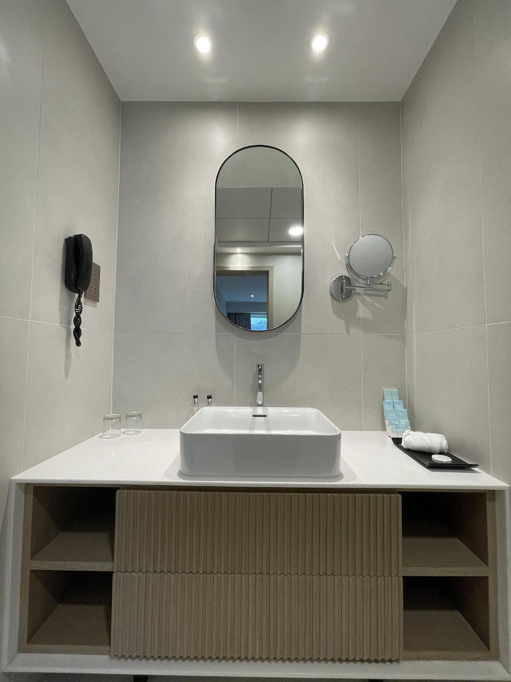 Hotel Residence Inn By Marriott  Sheikh Zayed Road, Vereinigte Arabische Emirate, Dubai. Großes 183