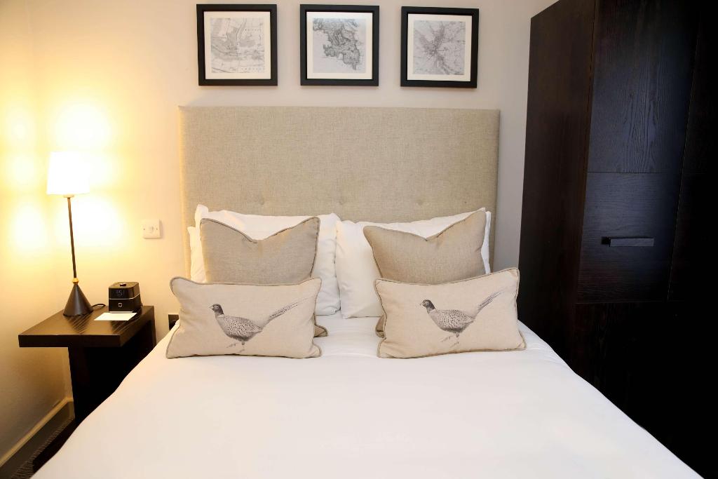 De Vere Latimer Place