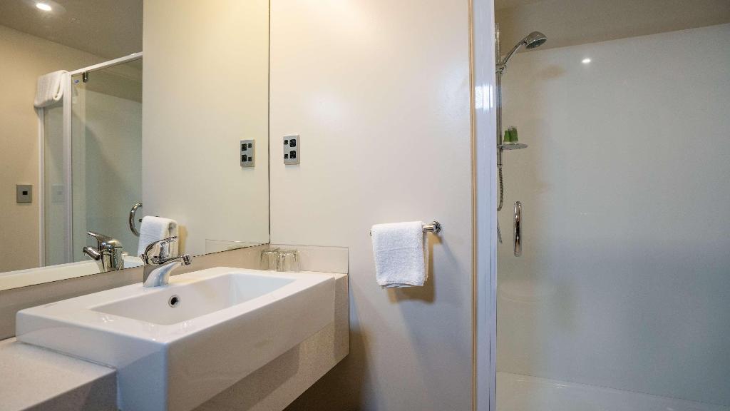 hotel-thumb