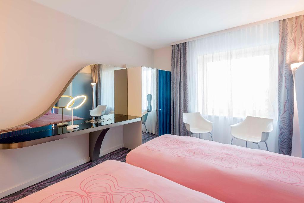 Hotel nhow Berlin, Deutschland, Berlin. Großes 2