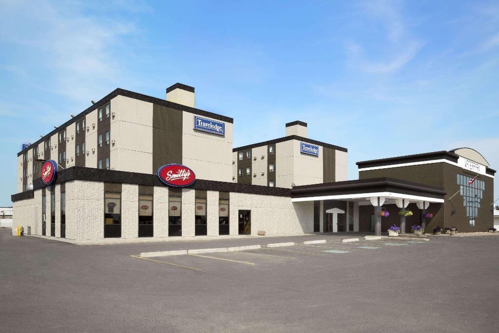Travelodge By Wyndham Edmonton West