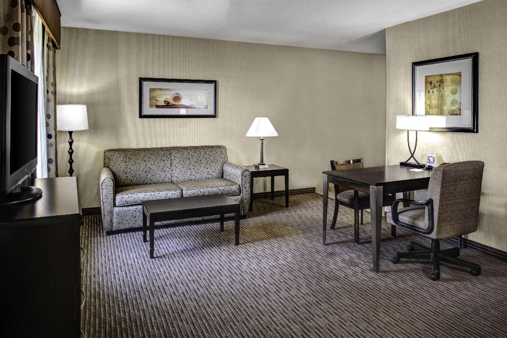 Hampton Inn & Suites Bakersfield/Hwy 58, CA
