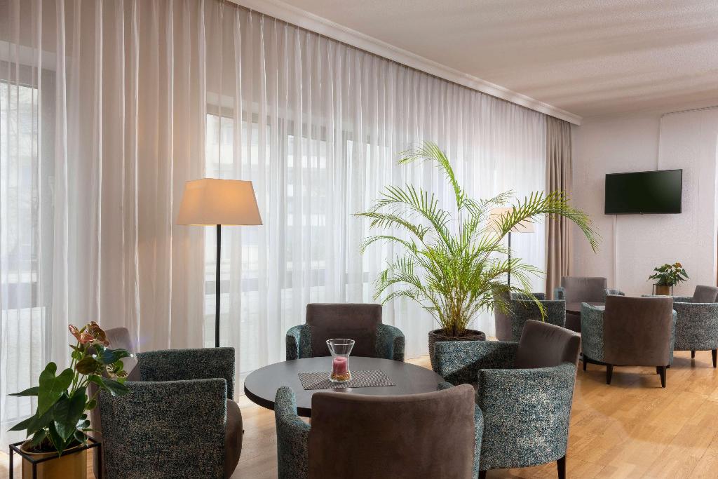 hotel-thumb