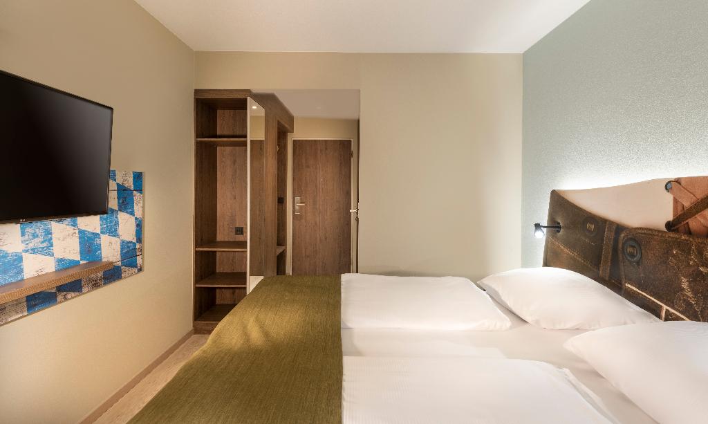 hotel-thumb