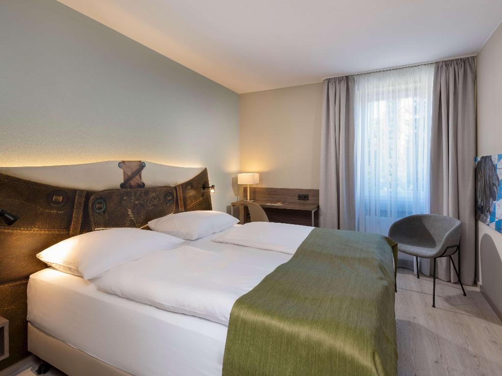 hotel-thumb