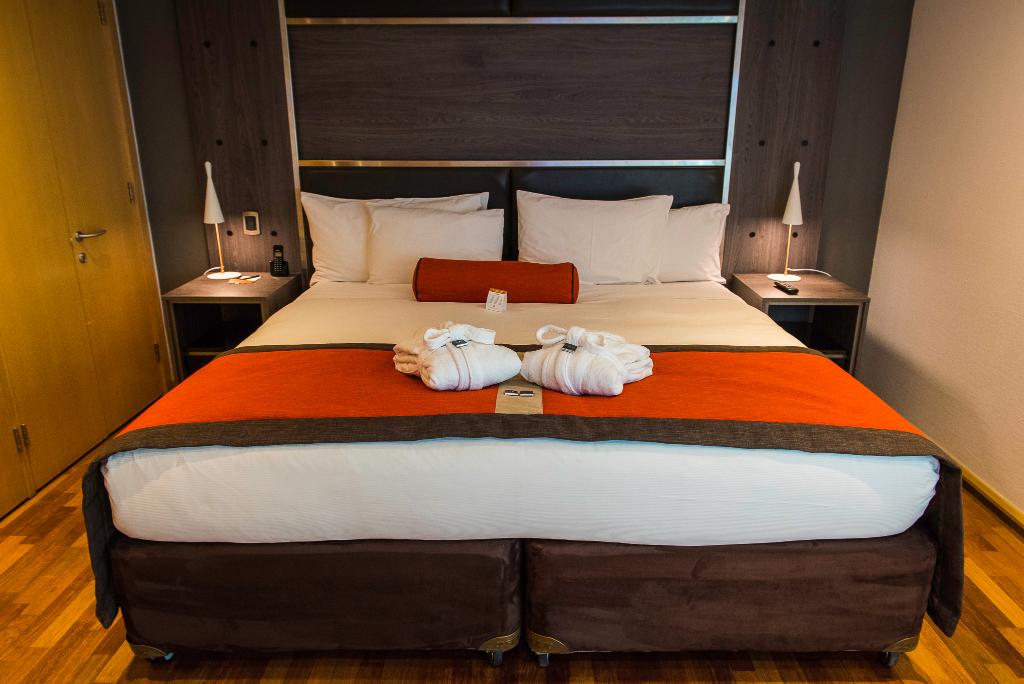 Boulevard Suites