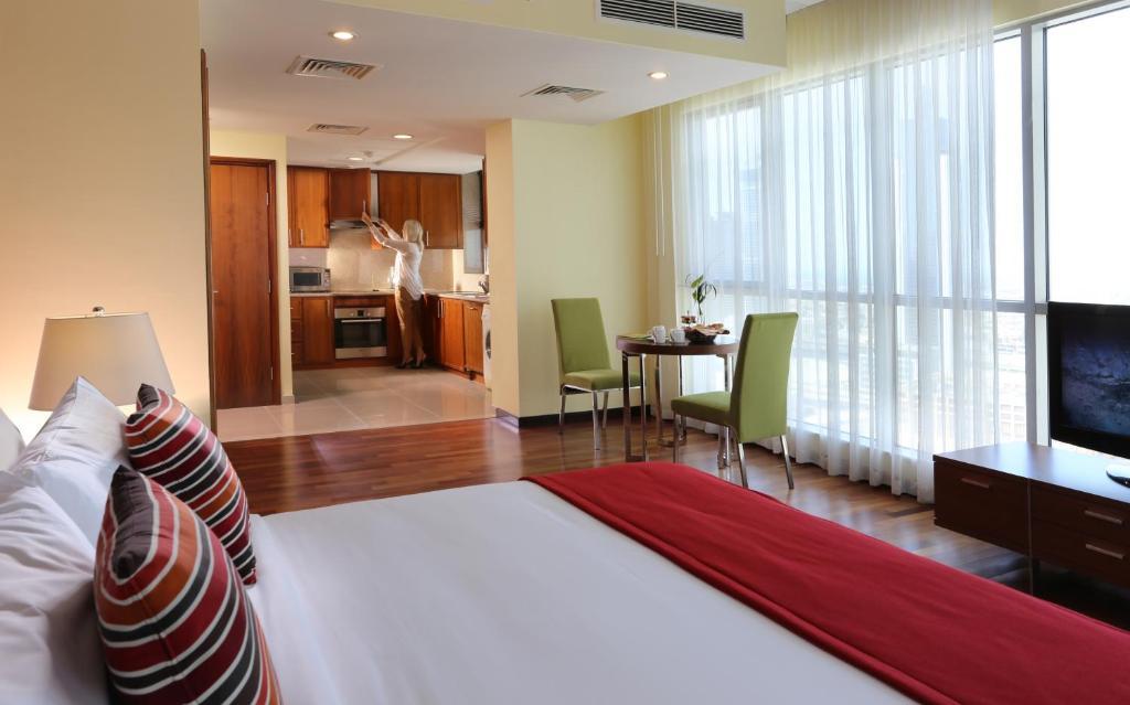 hotel-thumb