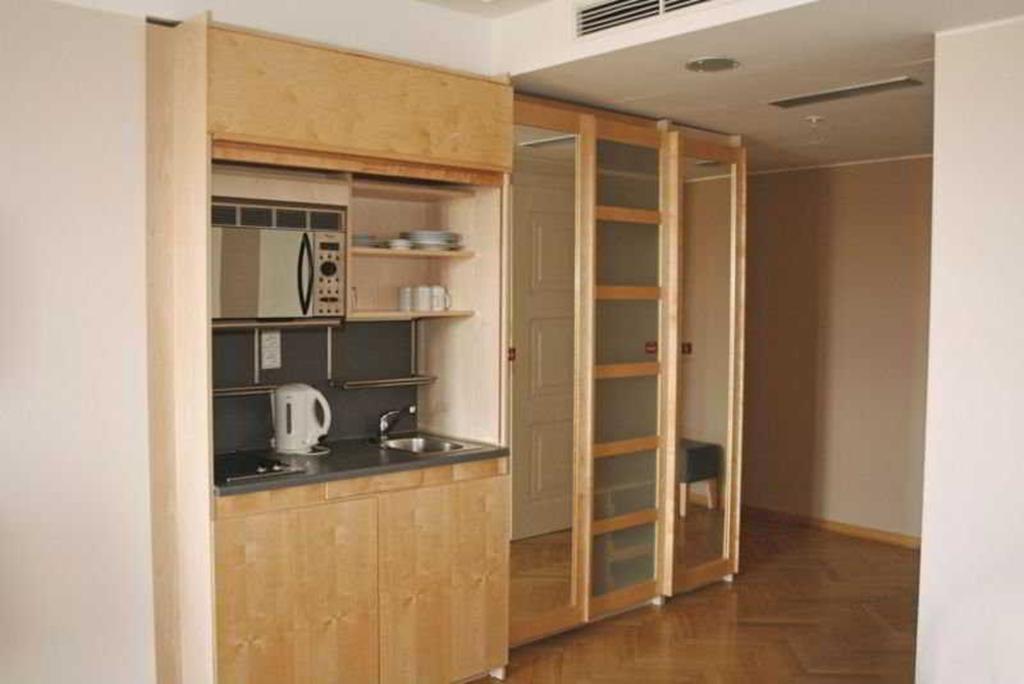 EA Hotel Julis