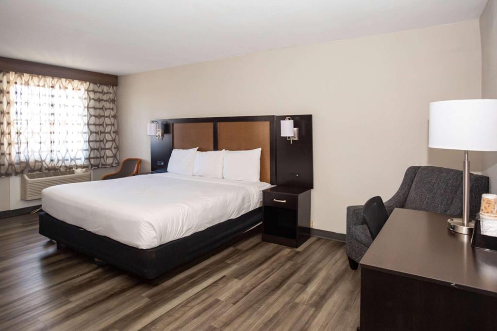 Baymont by Wyndham Austin University Area