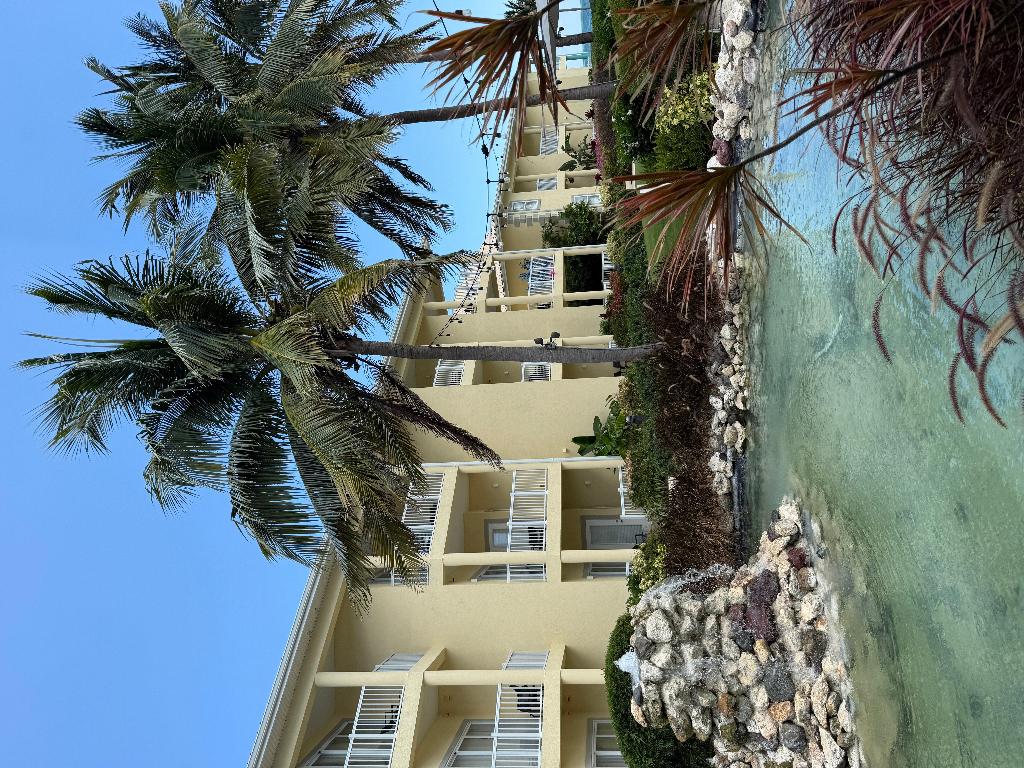 hotel-thumb