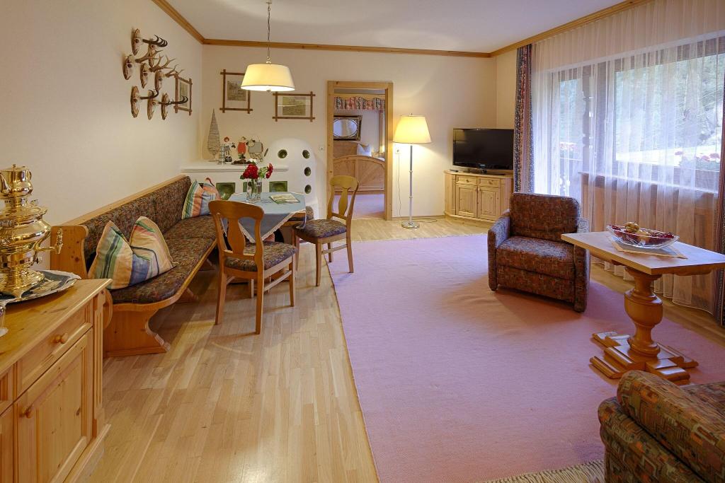 VALARA Alpine Art Hotel