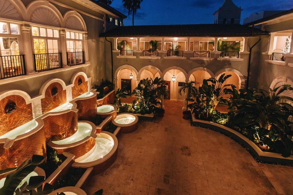 The Ritz-Carlton St. Thomas photo 591