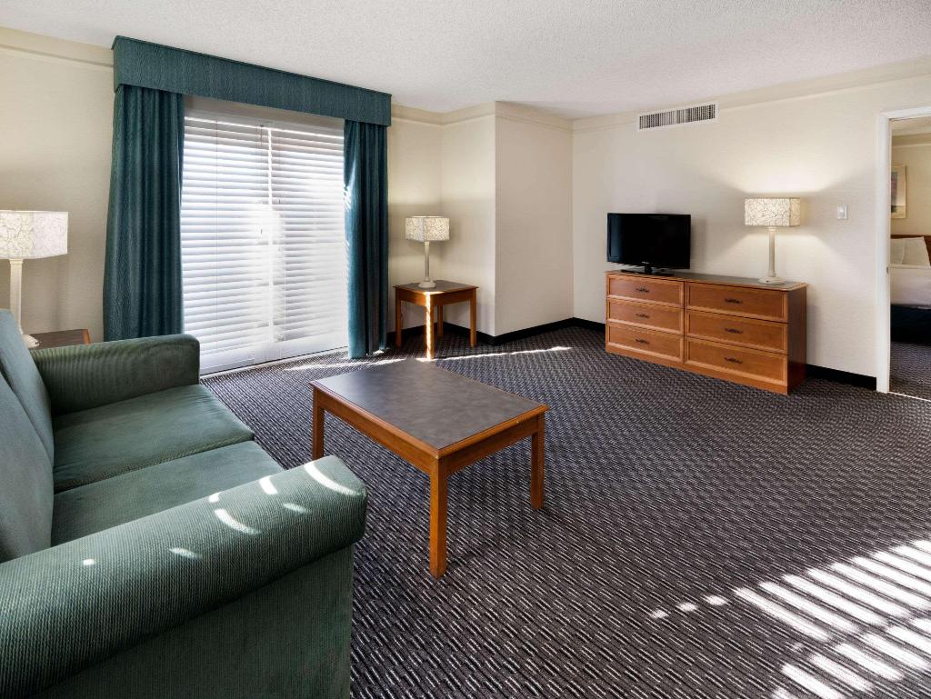 Motel 6 Phoenix AZ - Midtown