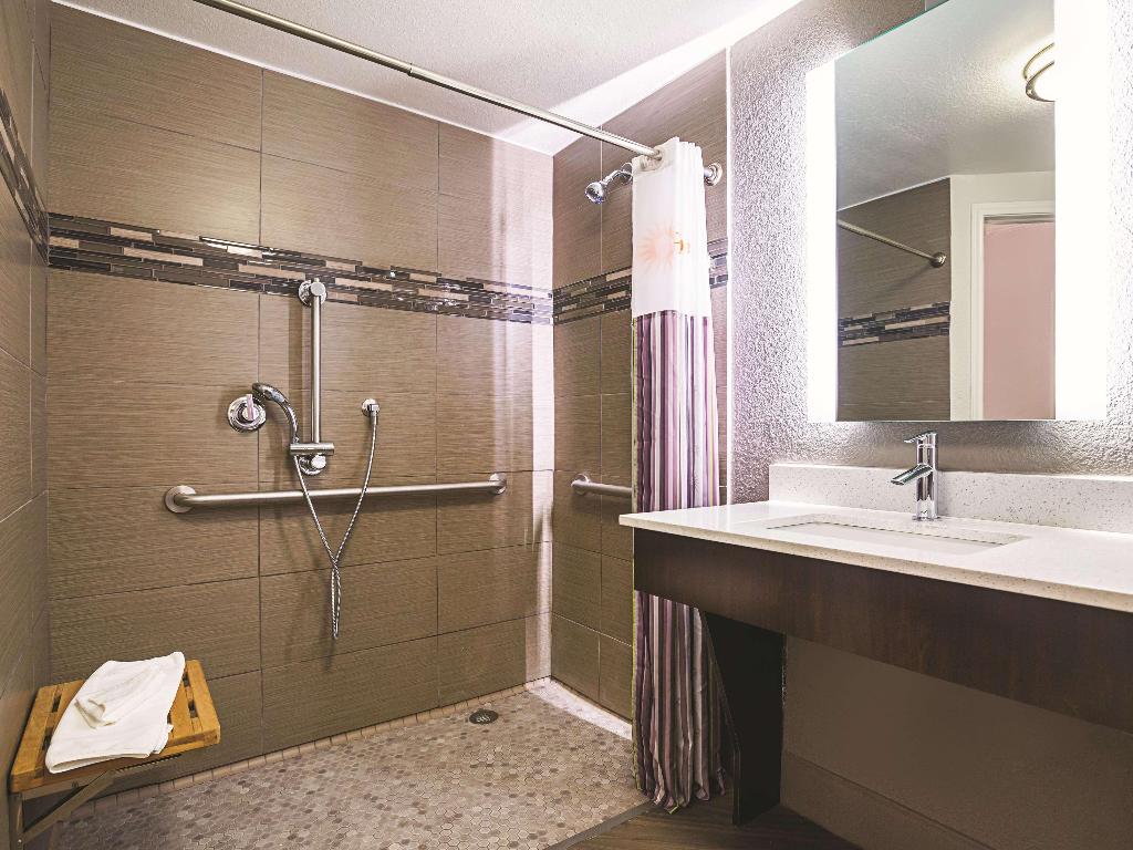La Quinta Inn & Suites Dallas Plano West