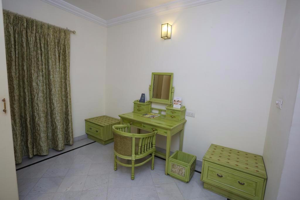 Garden Hotel
