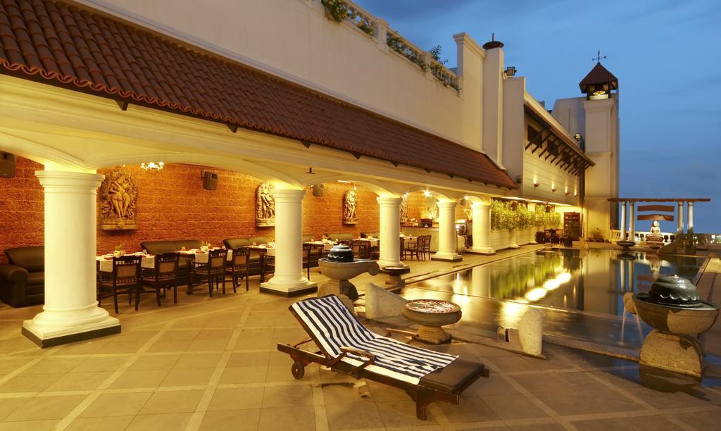 Anandha Inn Convention Centre And Suites