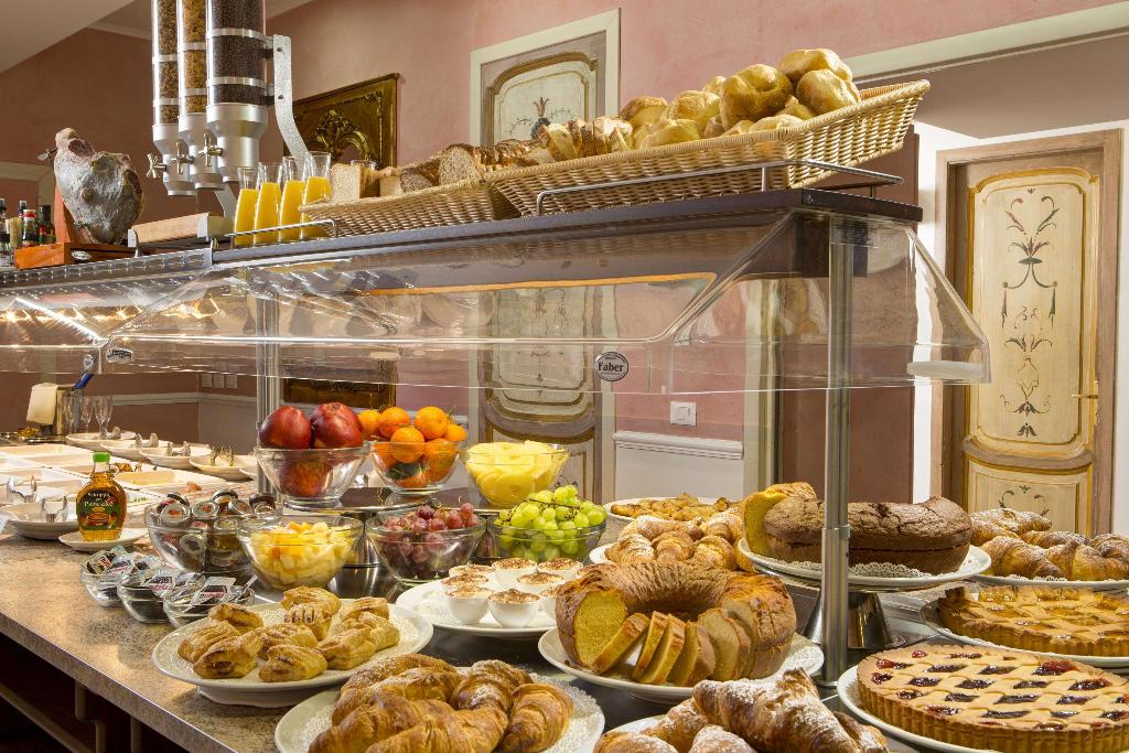 Golden Tulip Rome Piram photo 111