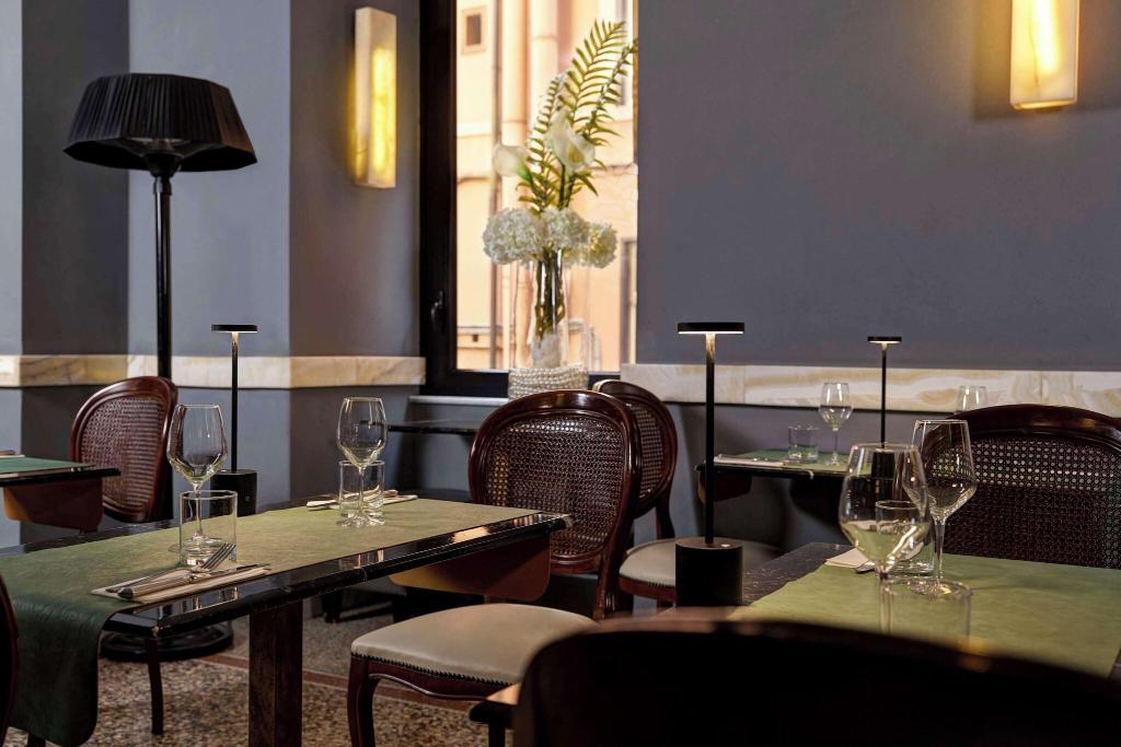 Golden Tulip Rome Piram photo 140
