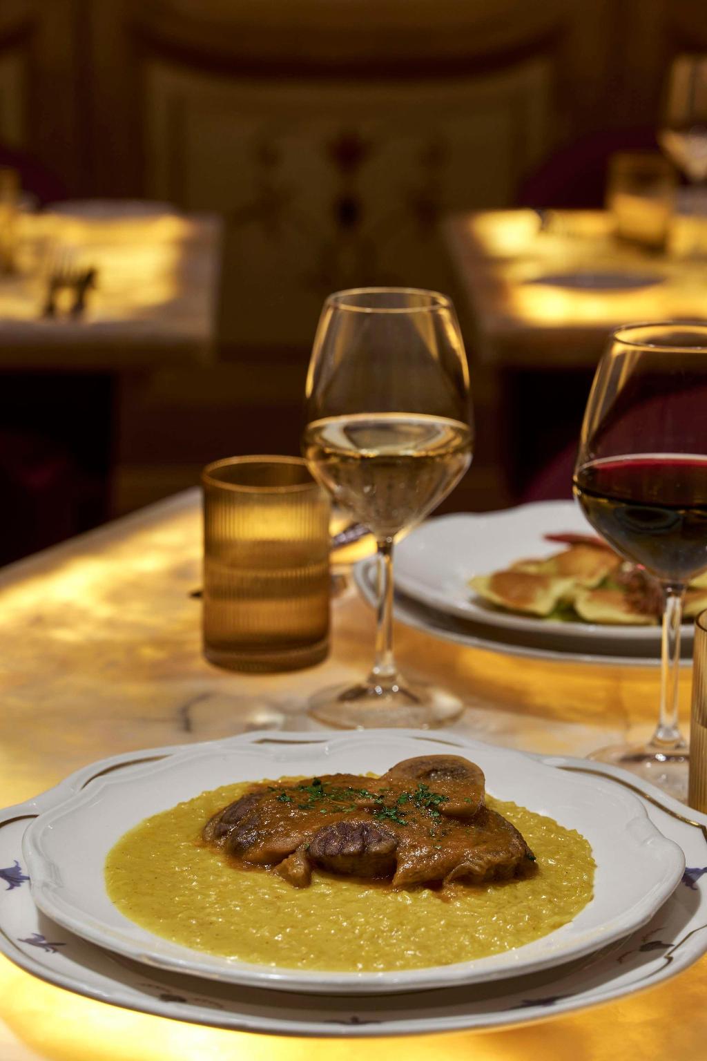 Golden Tulip Rome Piram photo 100