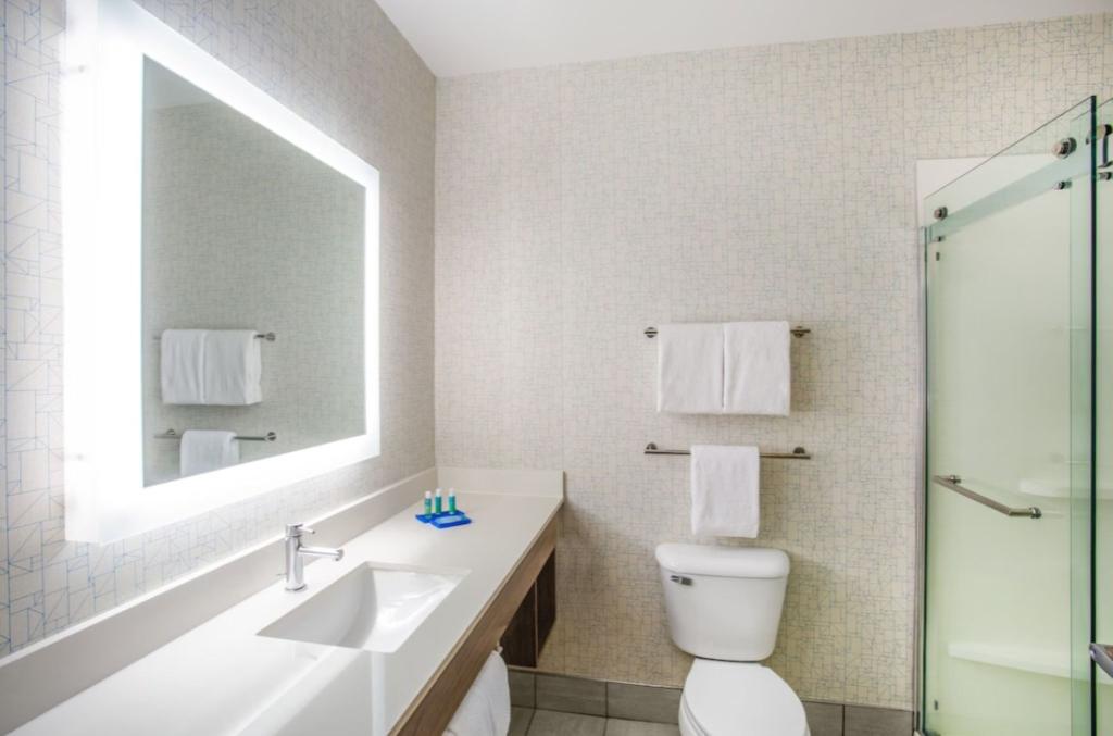 Holiday Inn Express & Suites Cedar City By IHG