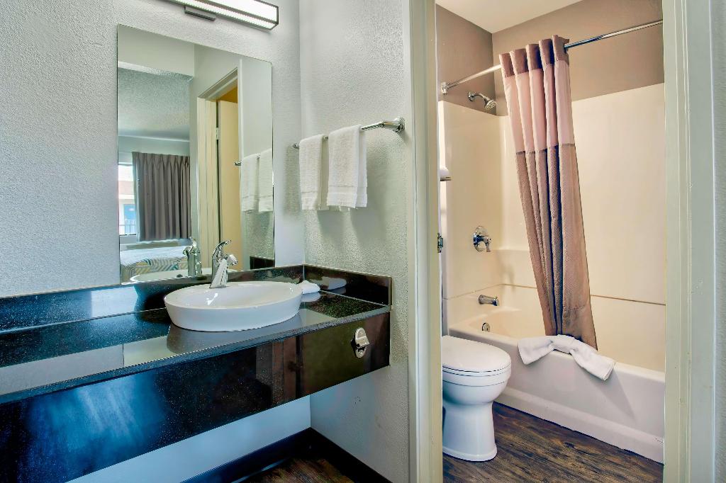 Motel 6 Salem