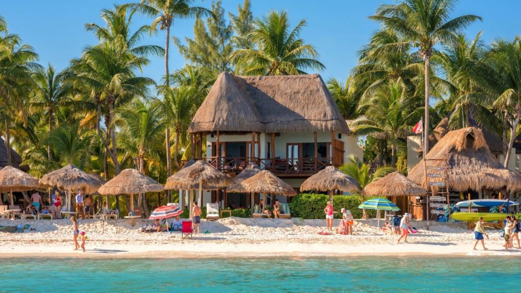 Mahekal Beach Front Resort & Spa