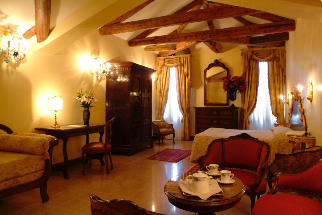 Galleria immagine di San Cassiano Residenza D'Epoca