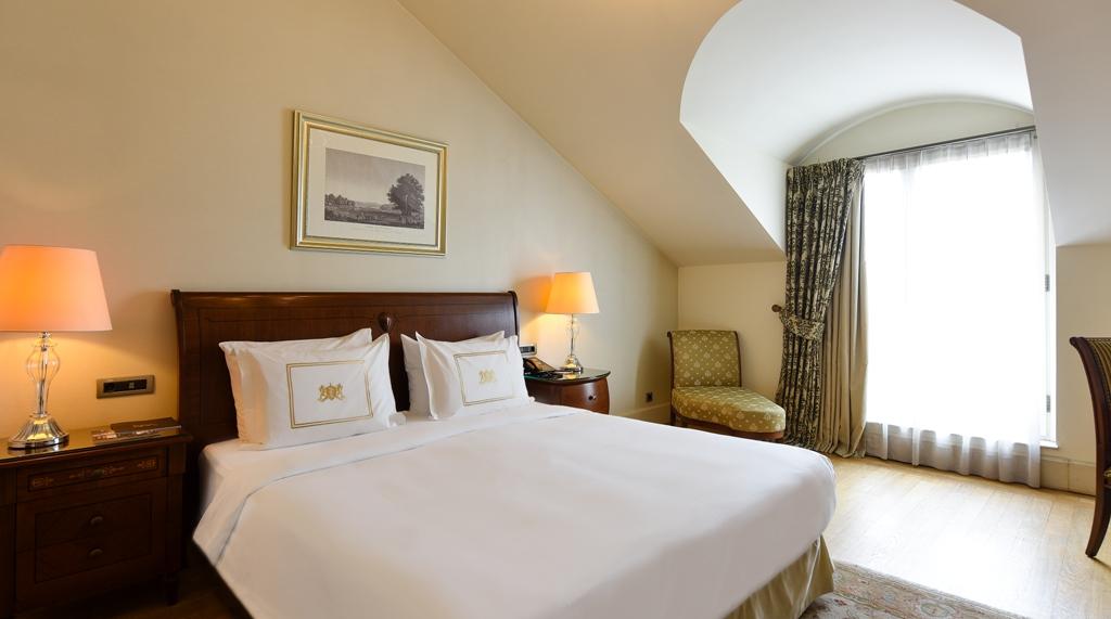 hotel-thumb