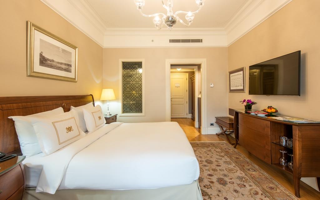hotel-thumb