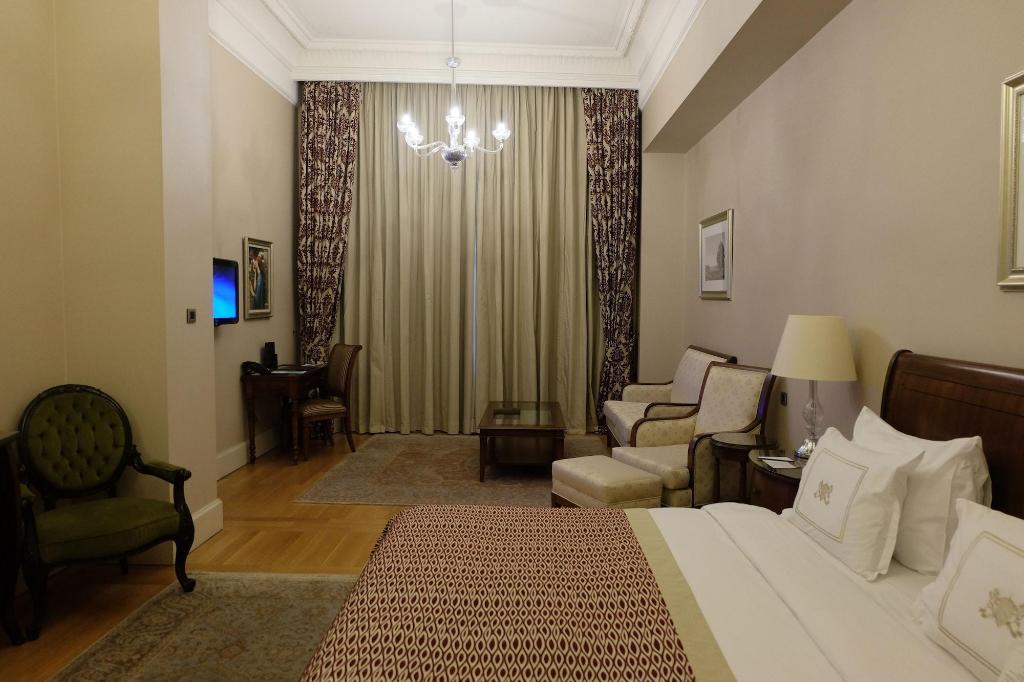 hotel-thumb