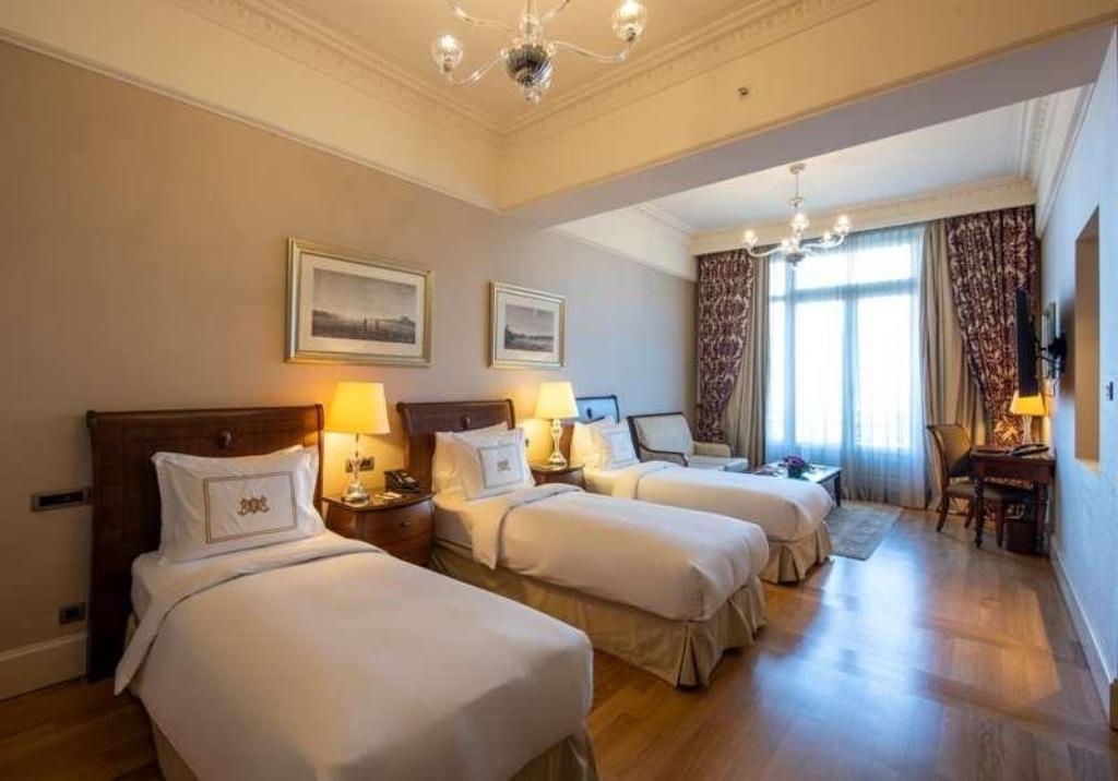 hotel-thumb