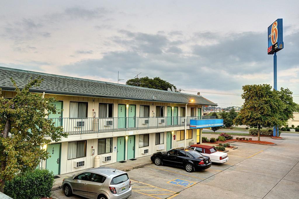 Motel 6 Nashville Goodlettsville en Nashville area | BestDay.com