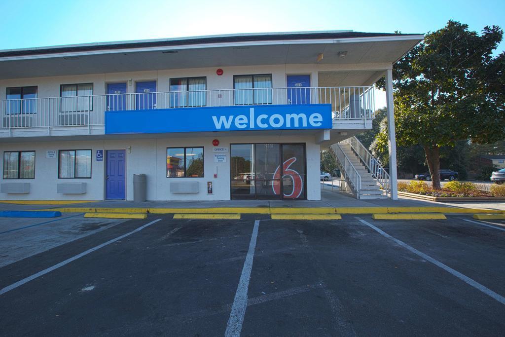 Motel 6 Charleston North en Charleston area | BestDay.com