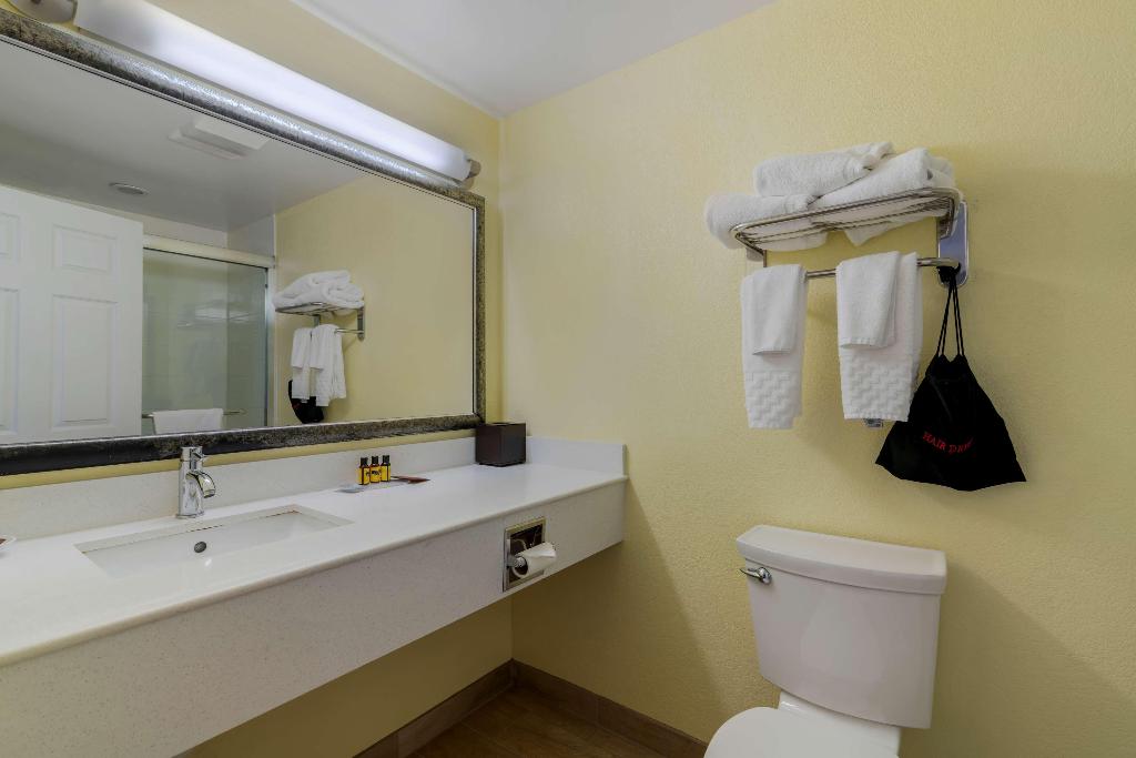 Best Western Plus Cold Spring