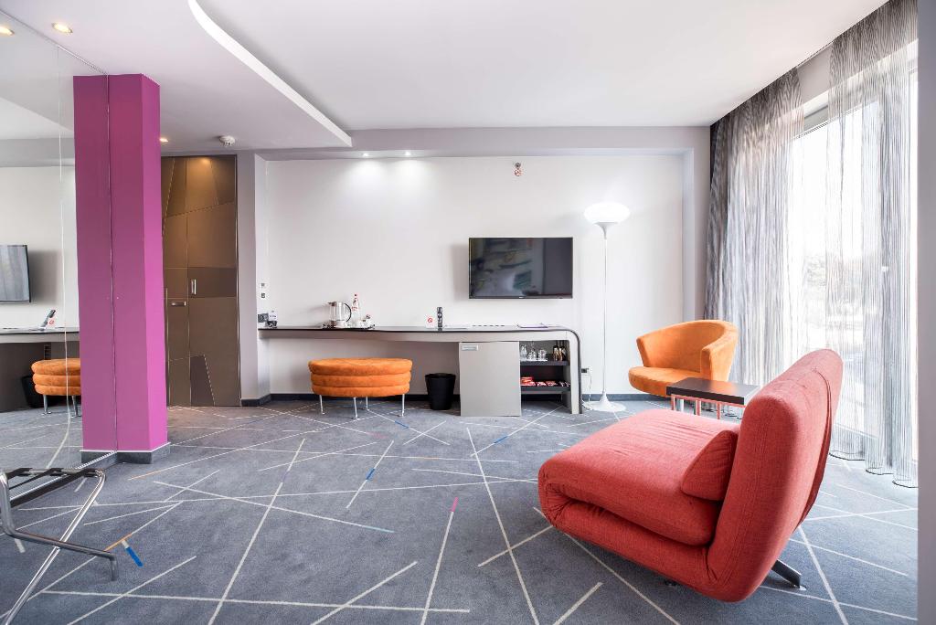 Nobel Zira Hotel