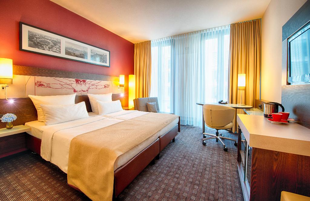hotel-thumb