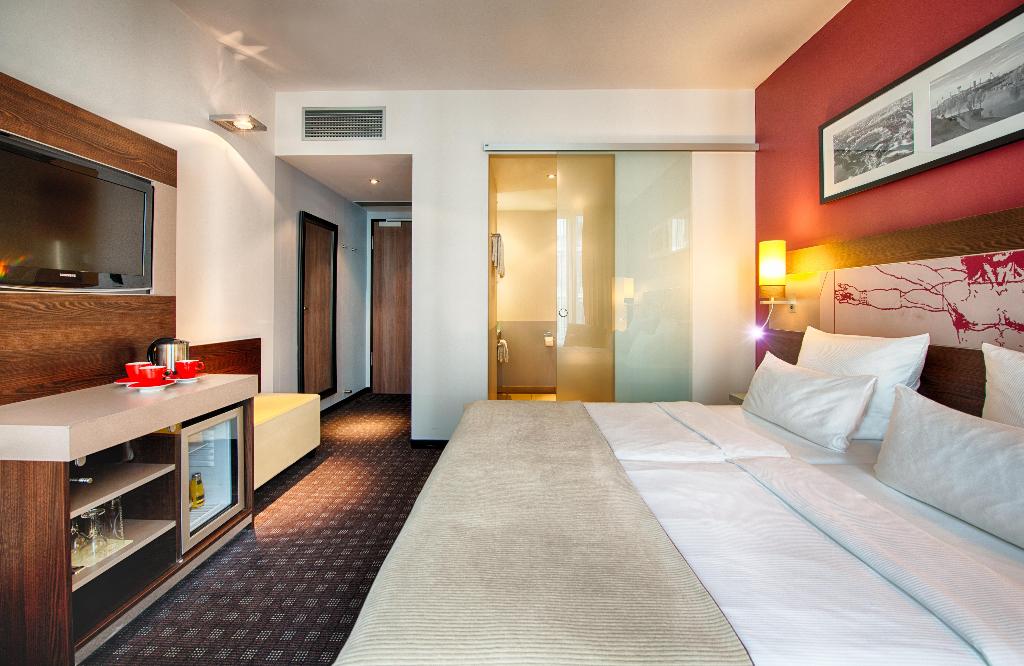 hotel-thumb