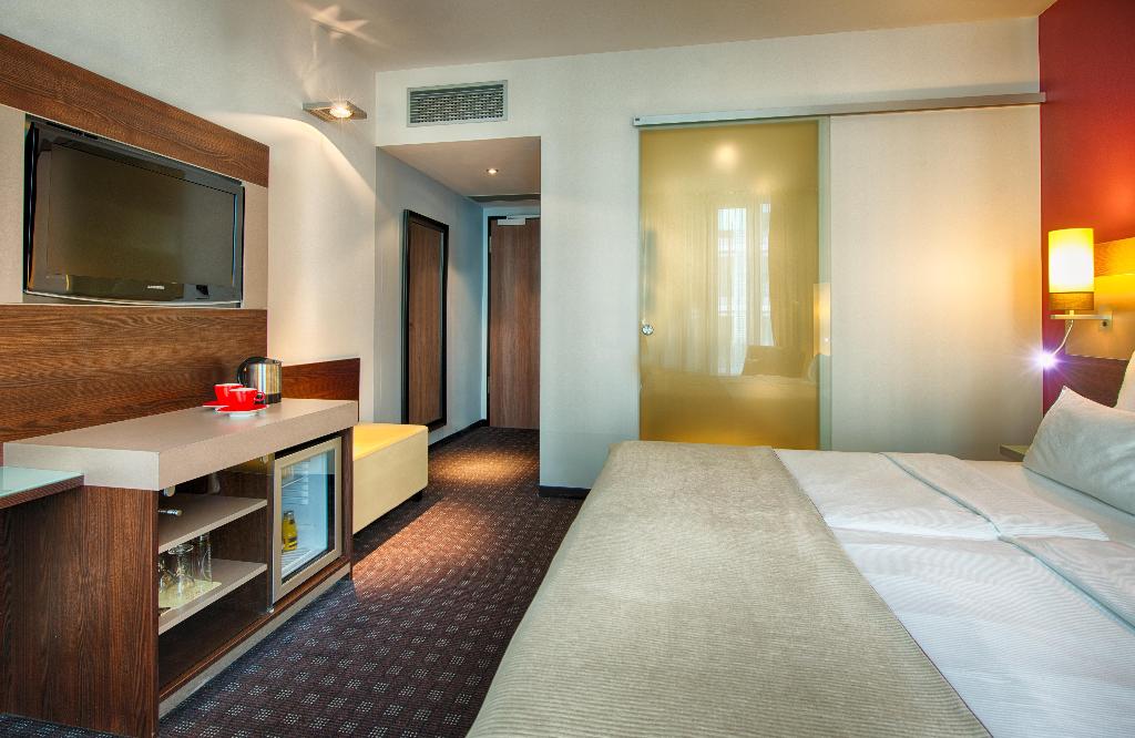 hotel-thumb