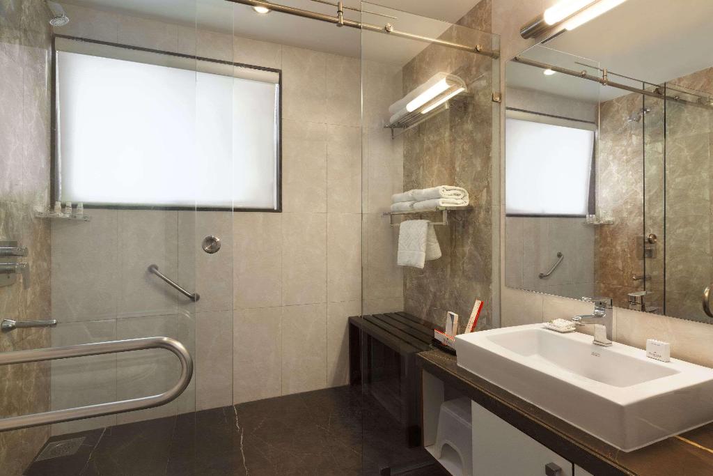 Ramada by Wyndham Ahmedabad