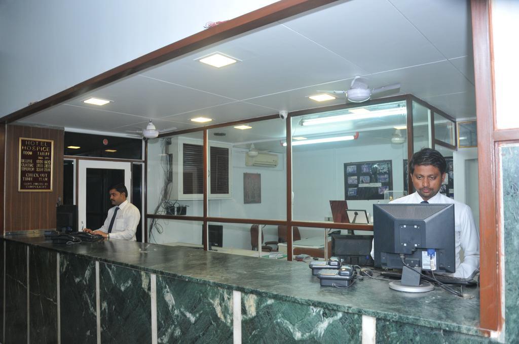 Hotel Hospice, Surat