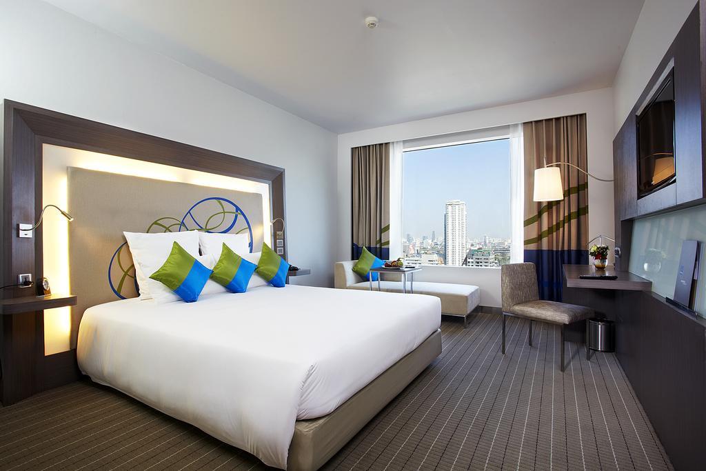 Four Points by Sheraton Bangkok Ploenchit