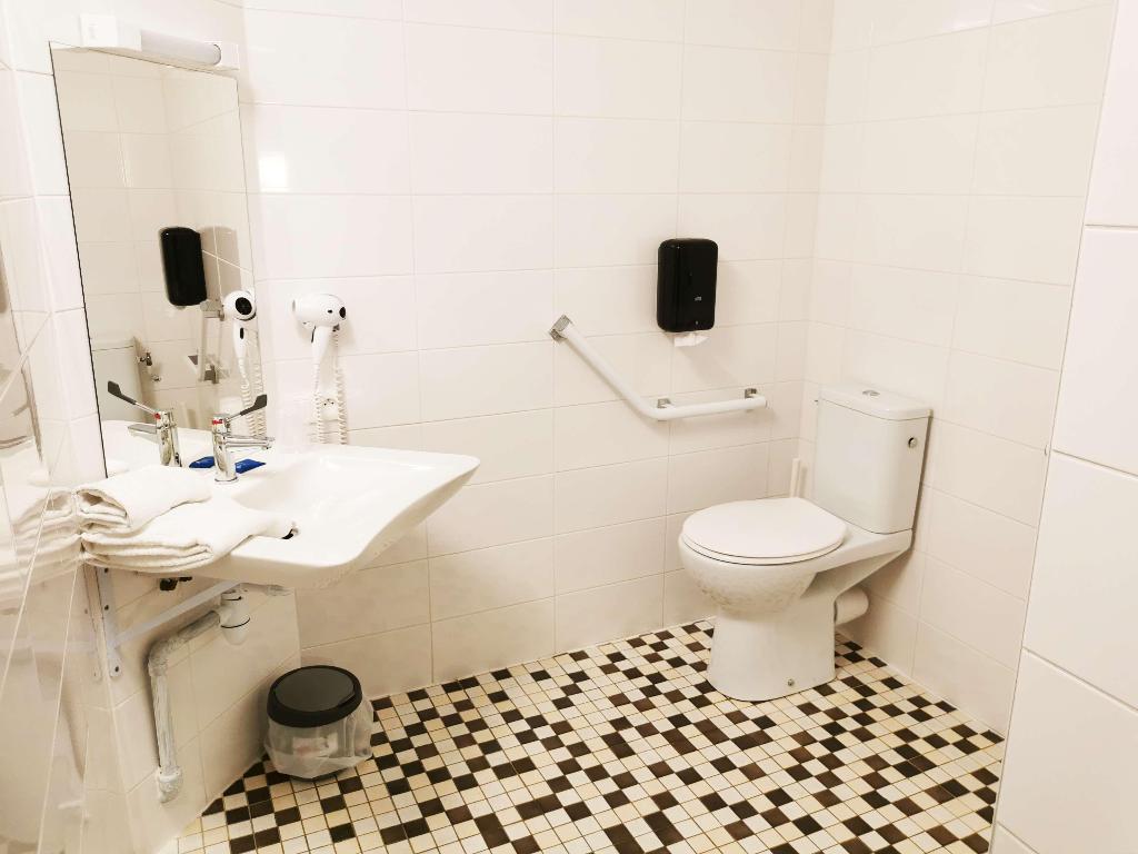 Brit Hotel Tours Nord
