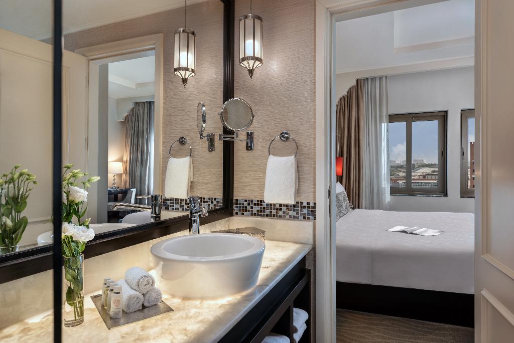 hotel-thumb